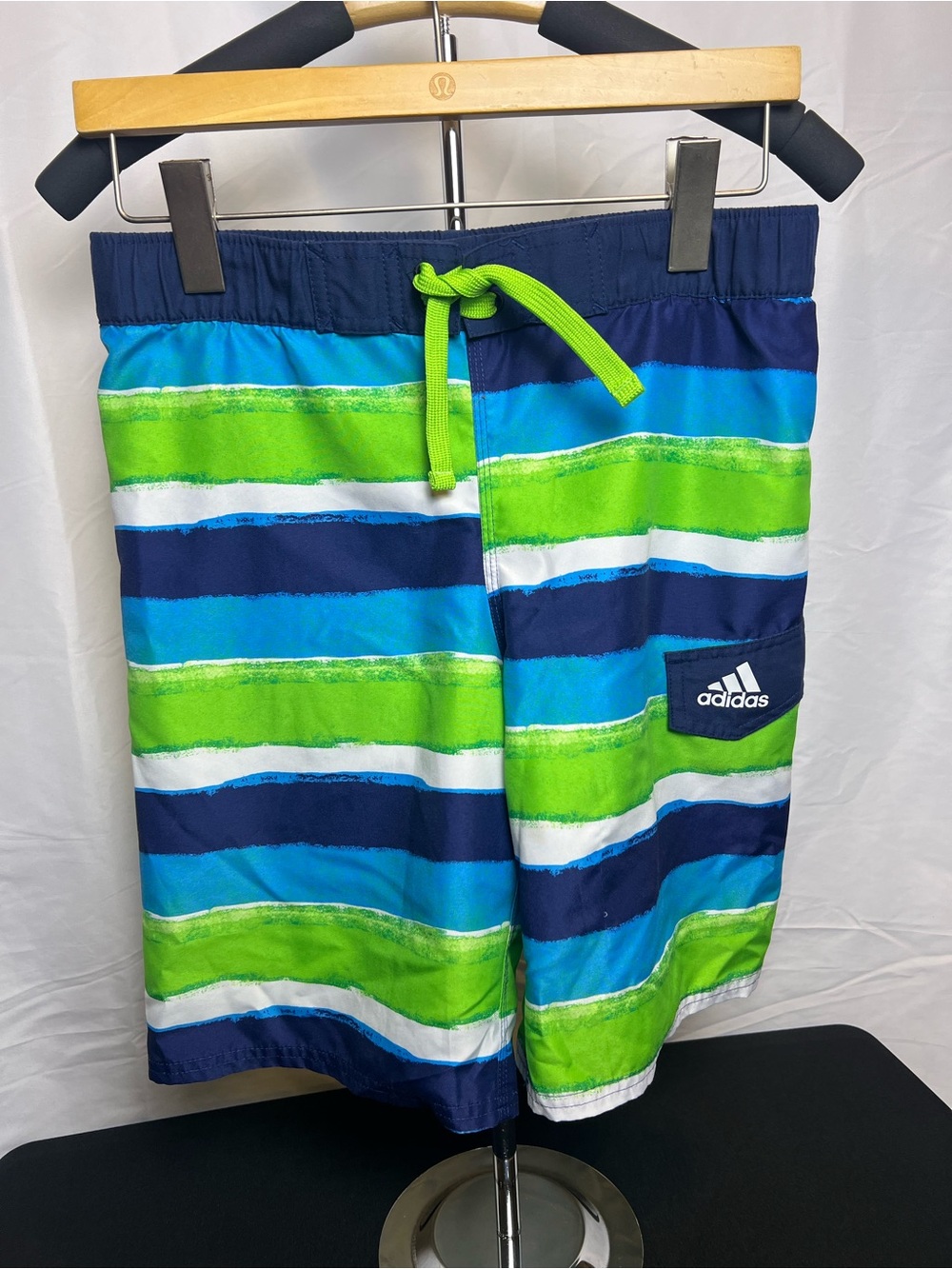 Adidas Men's Multicolor Striped Swim Trunks Size Medium Board Shorts Mesh Lined